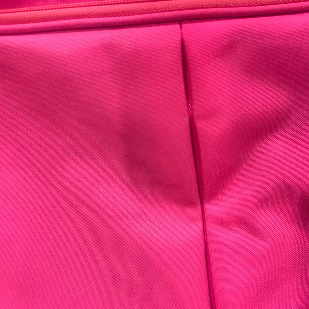 Nicole Miller hot pink carry on duffle bag! - Picture 5 of 6